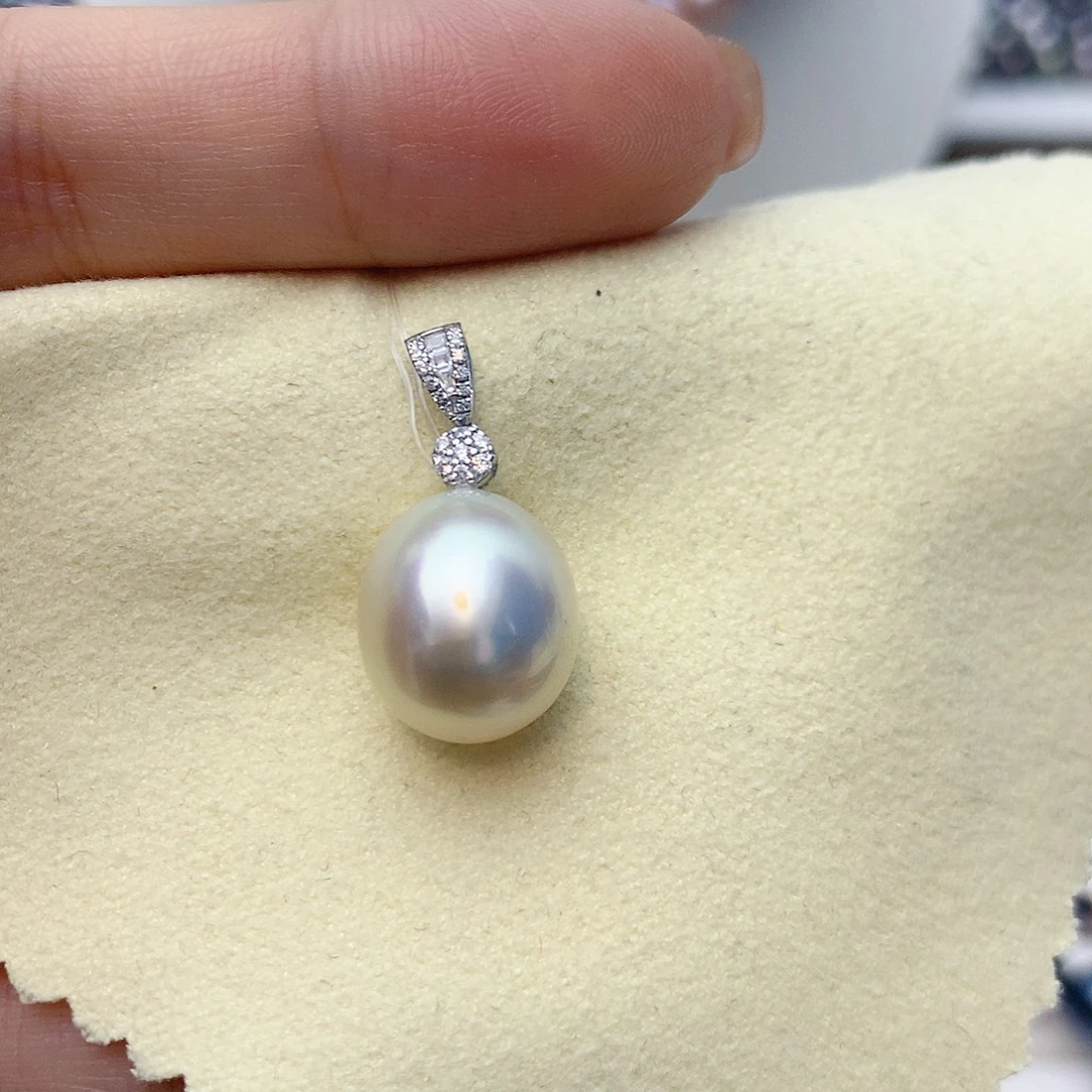 海水珍珠18K金镶嵌颈饰w61