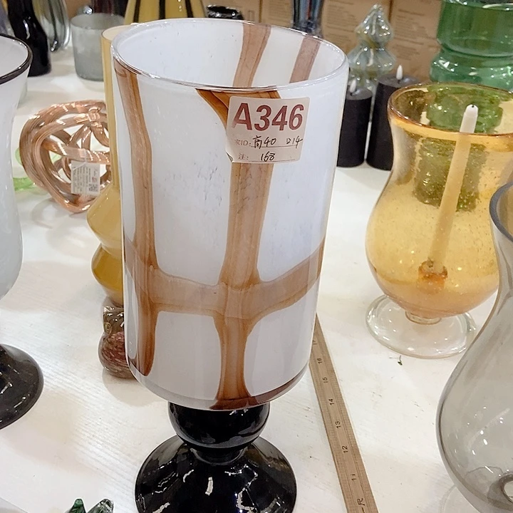 琉璃花瓶高度40厘米左右12厘米