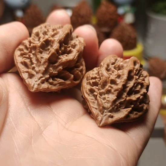 文玩核桃吊坠麒麟虎头6