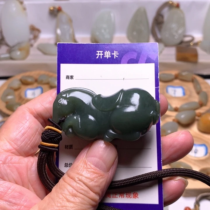 和田玉(青玉)把件未镶嵌李*衛