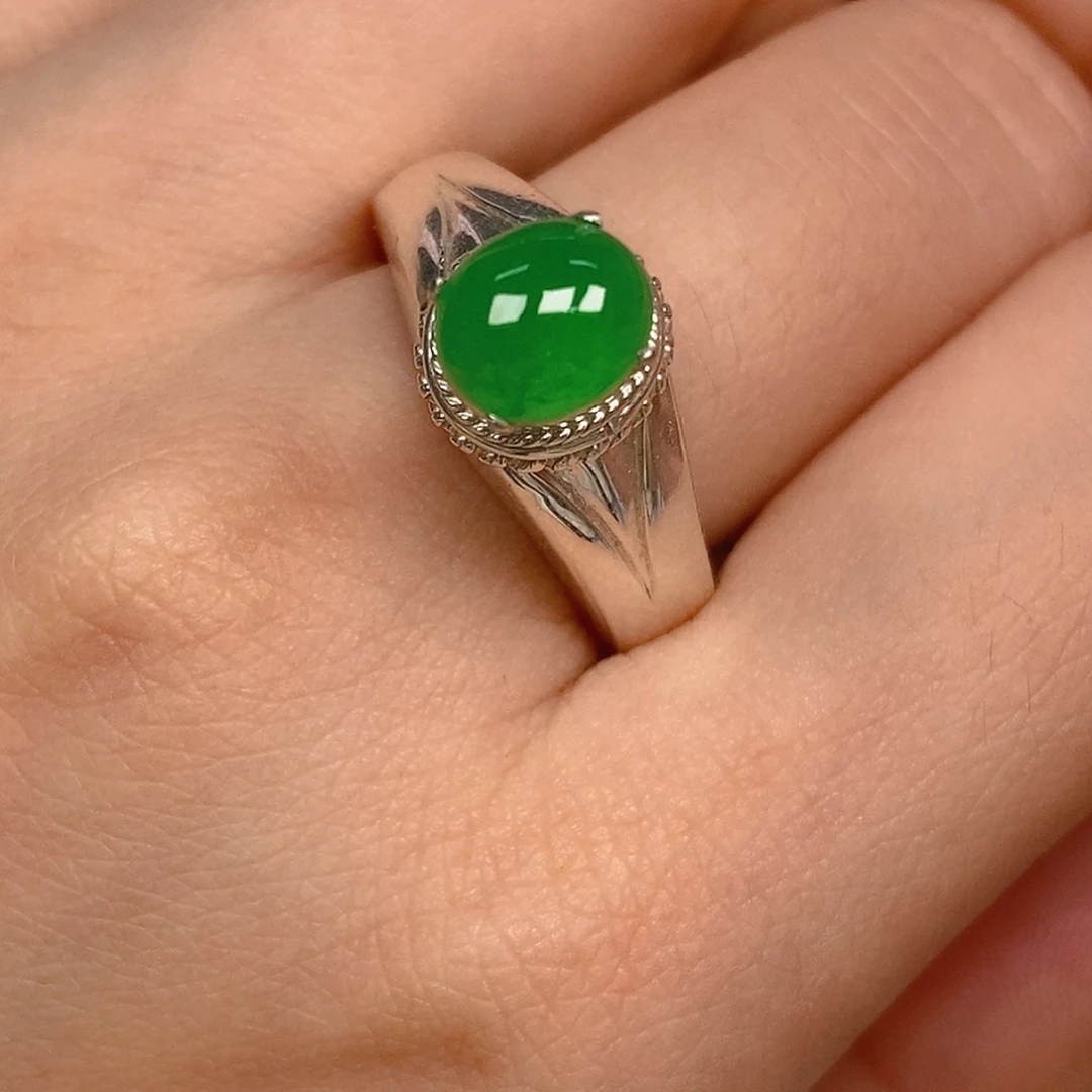 翡翠戒指未镶嵌翡翠