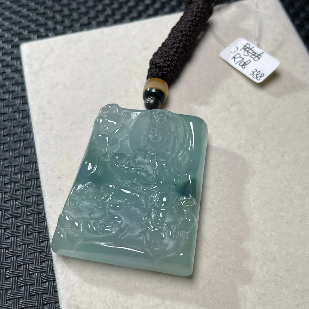 R708吊坠百搭男女款多样性发货其一