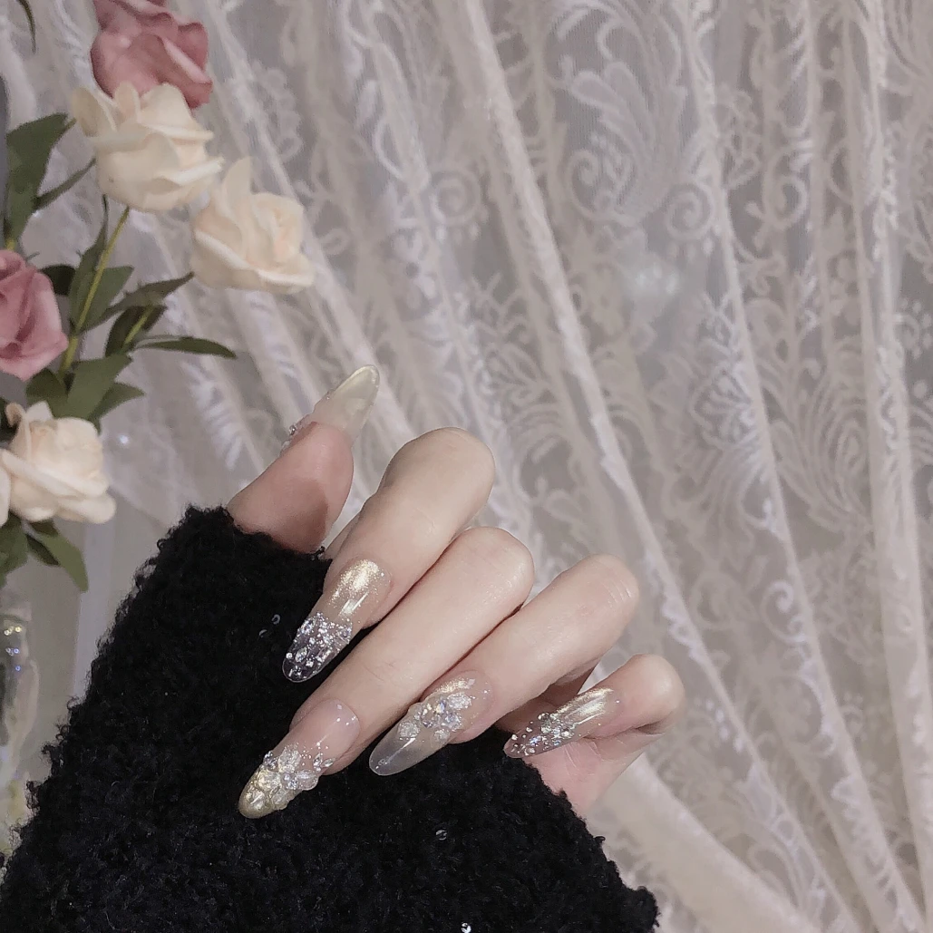 花财/高级感立体雕花香槟猫眼中长款短款气质显白穿戴甲