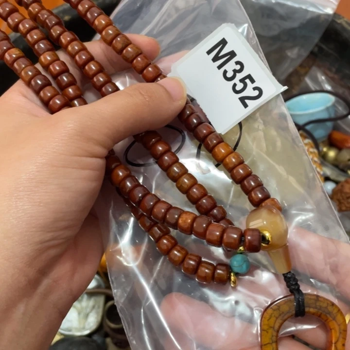 公***哥瓷片直播间火爆热销