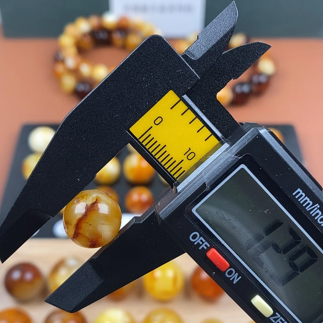 裸石琥珀未镶嵌蜜蜡683