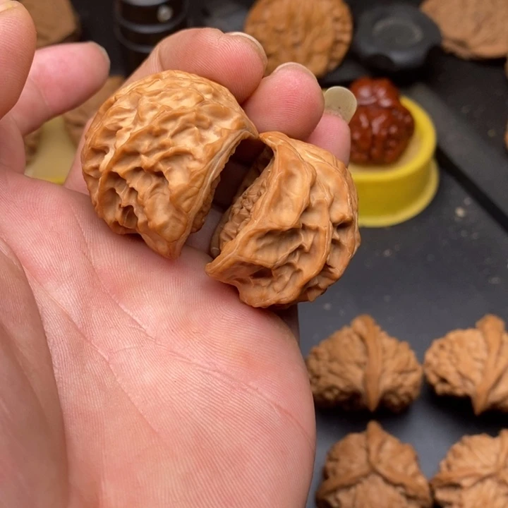 追***人桃核把件比翼双飞1234