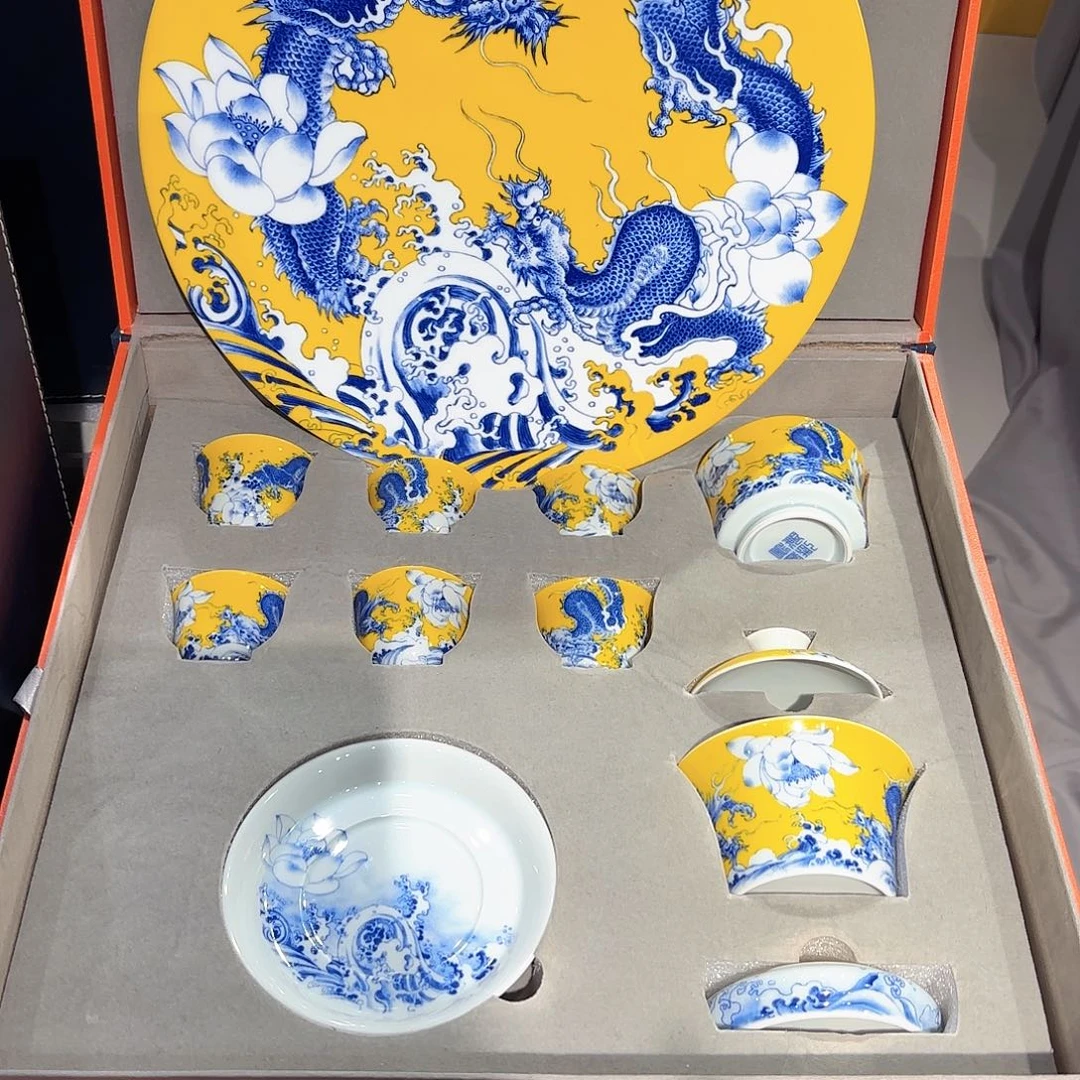 瓷片景德镇瓷器精品陈列