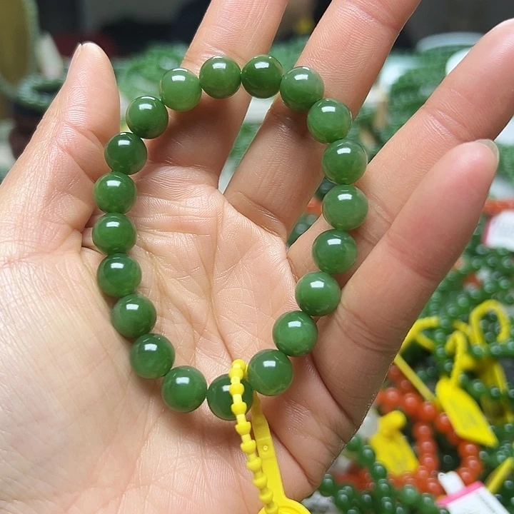 和田玉（碧玉）未镶嵌手链