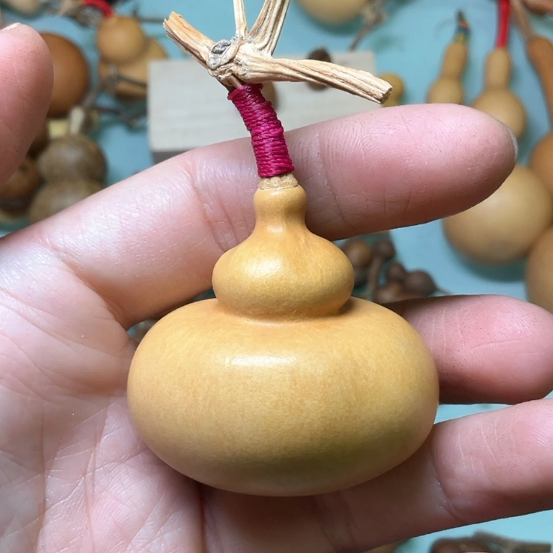 仙*手把元宝钱袋葫芦