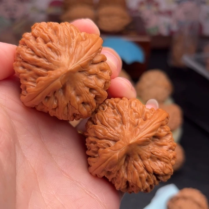 文玩核桃吊坠莲花38/39/40