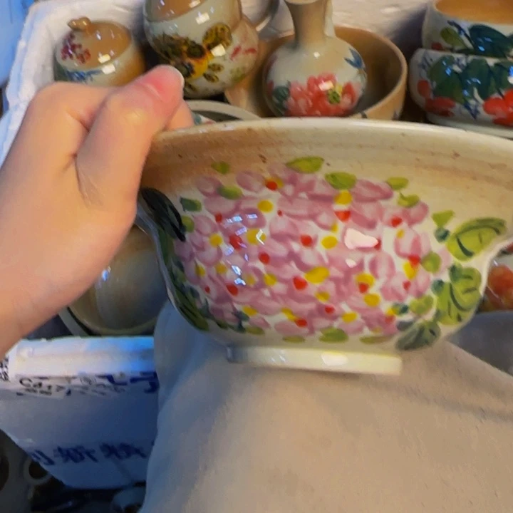 瓷片手工手绘细微不一样