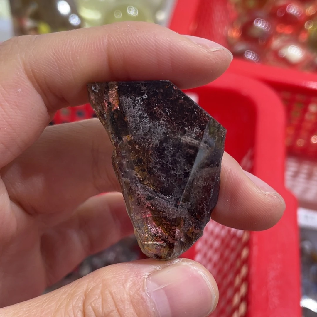 水晶幽灵吊坠未镶嵌何*