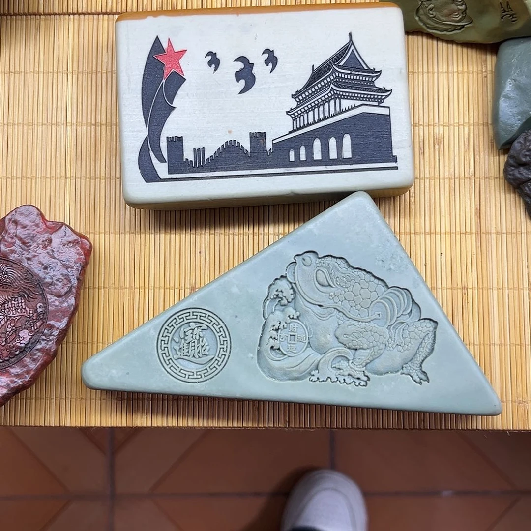 原石雕刻手把件啊摆件