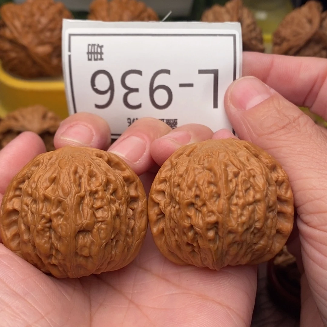 文玩核桃把件铁锤40…..