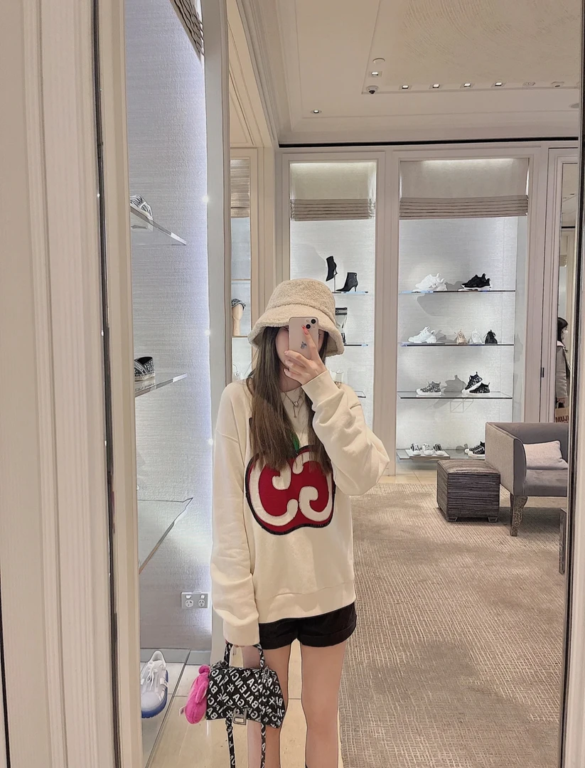 古驰/Gucci 苹果logo印花卫衣/XS码/公价9800