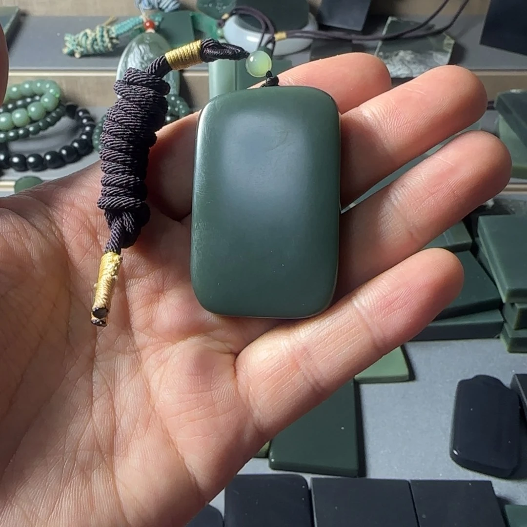 和田玉（青玉）吊坠(不含链)未镶嵌