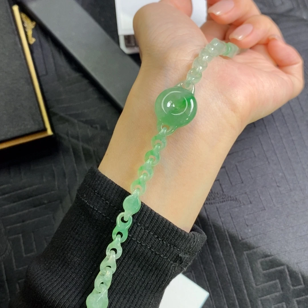 翡翠未镶嵌颈饰飘花拉环（可编绳可镶嵌）