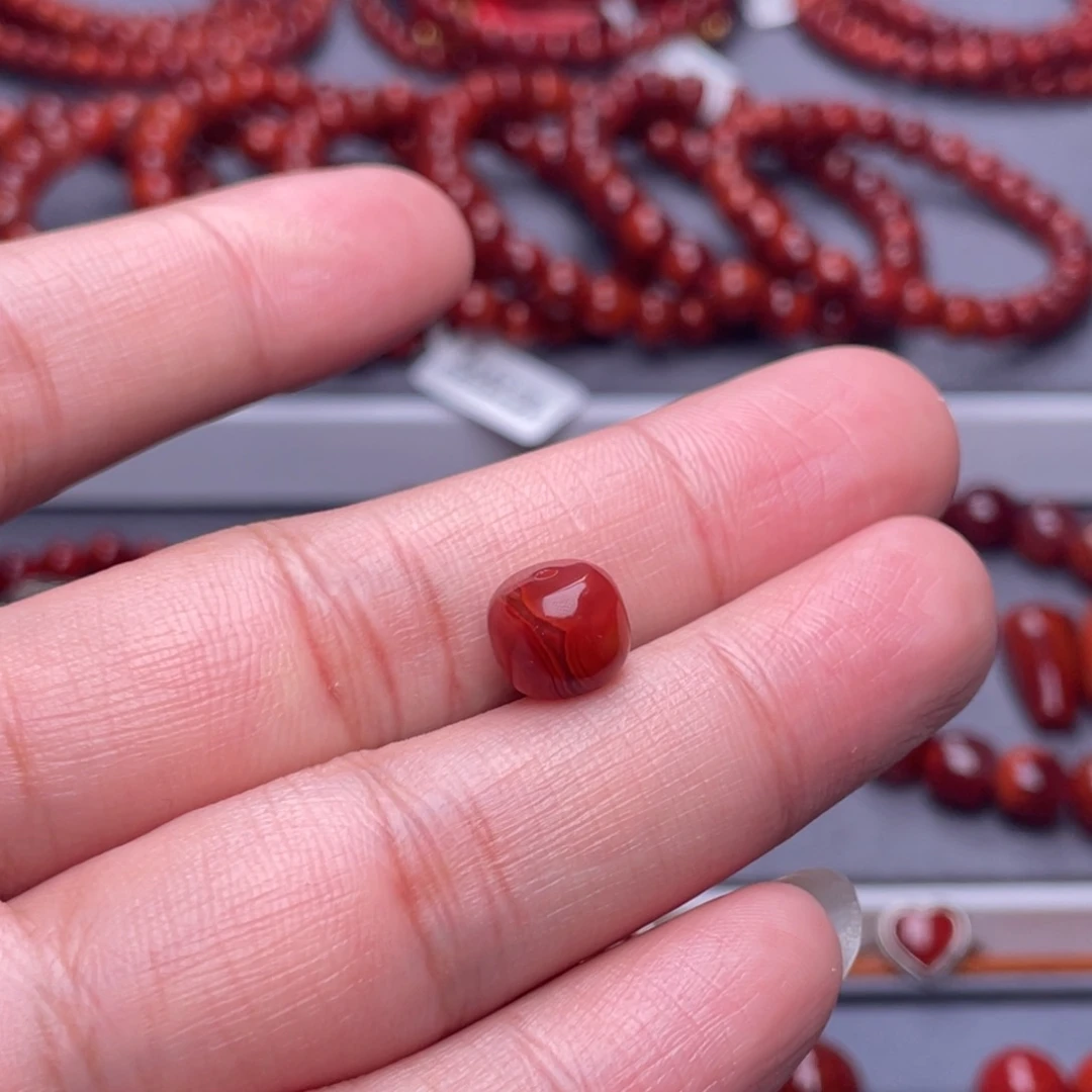 小***3南红玛瑙未镶嵌配珠9mm瓦西牛血红老型单珠