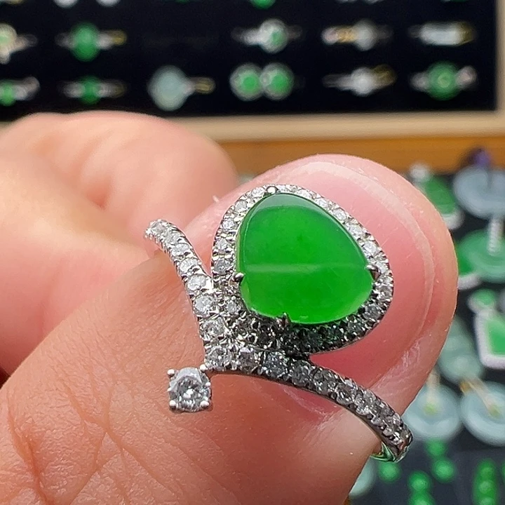 翡翠18K金镶嵌戒指心6