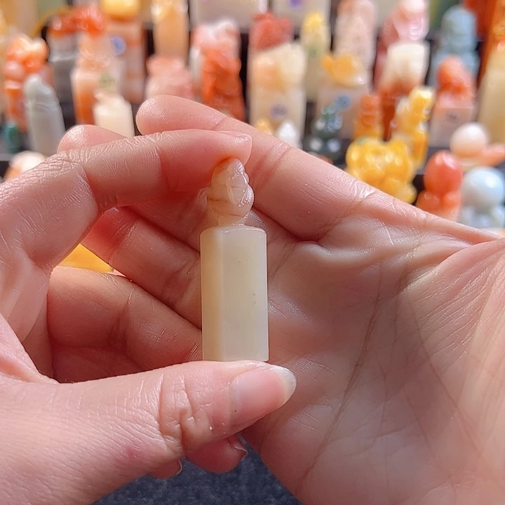 老挝石印石小**?1.2厘米，蛇