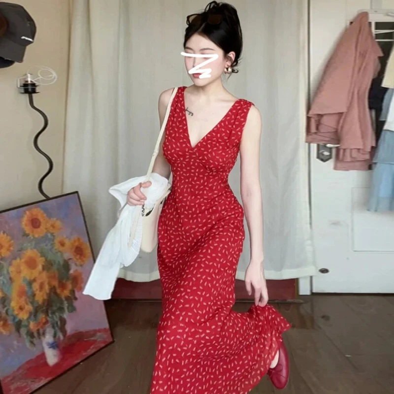 YM43859红色V领长裙法式浪漫绝美显瘦连衣裙子2025夏季新款女装