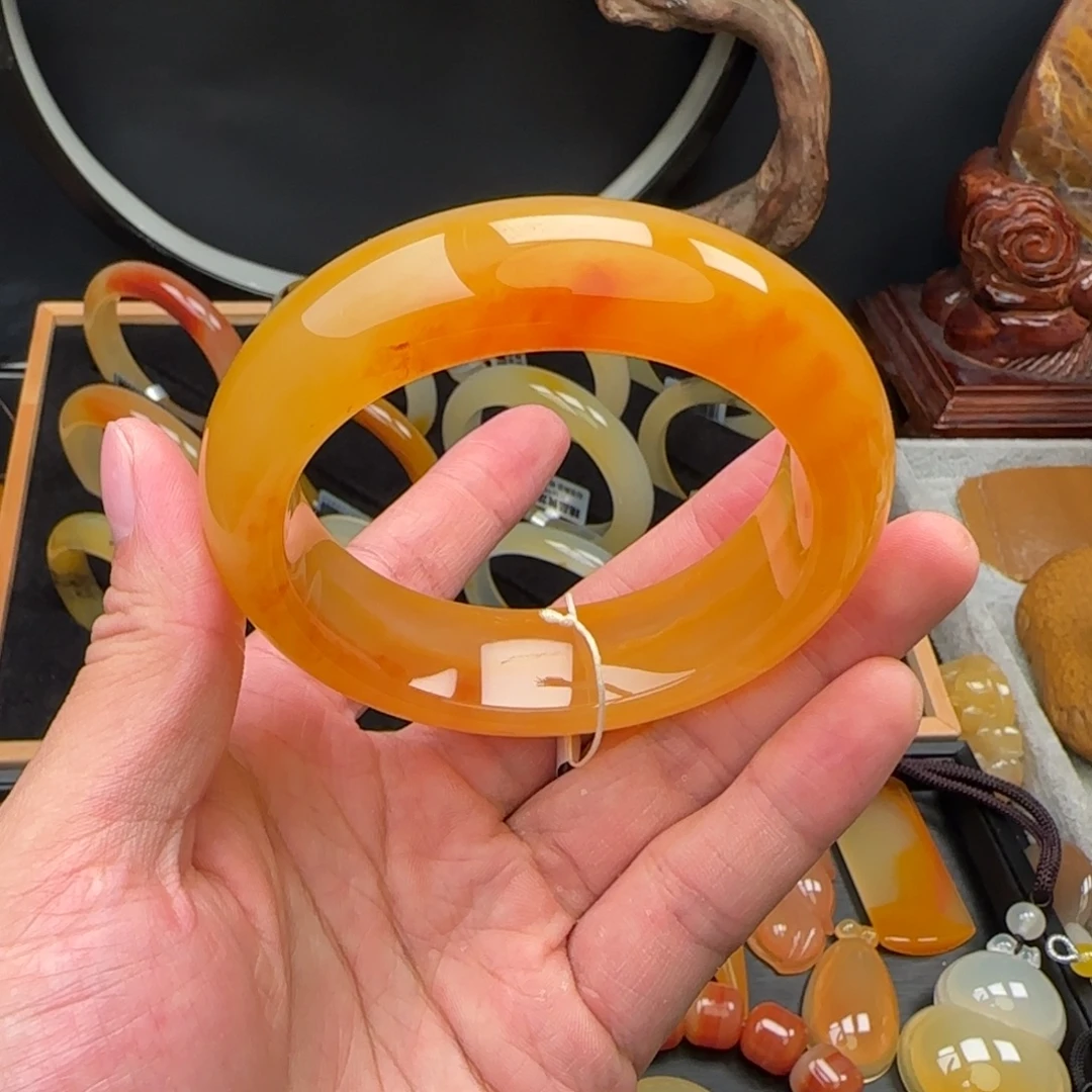 石英质玉（黄龙玉）未镶嵌手镯