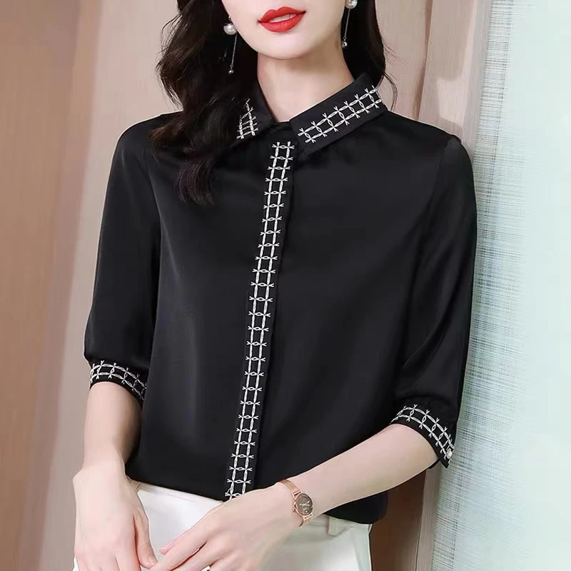 3050-11(l两色）款精致洋气刺绣小衫