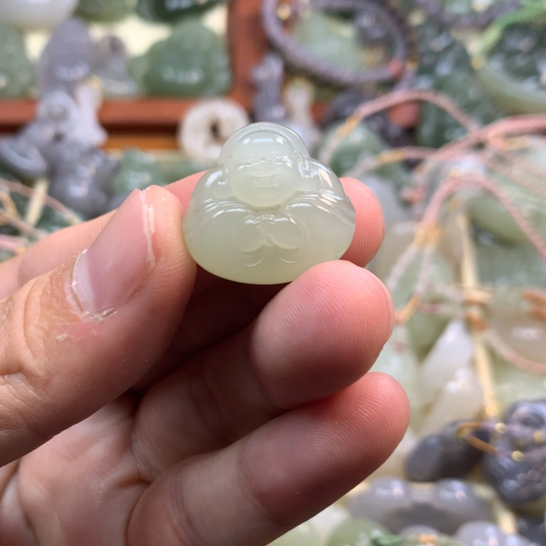 【闪购商品】颈饰未镶嵌和田玉