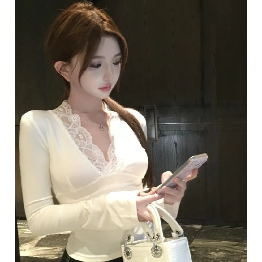 纯欲风白色蕾丝花边针织打底衫女早秋蝴蝶结内搭短款独特绝美上衣