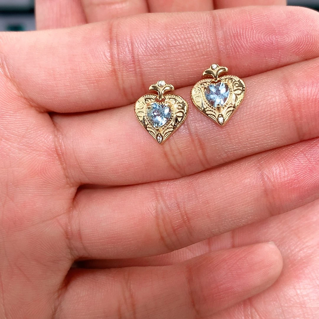 海蓝宝石银S925镶嵌耳钉桃心耳钉