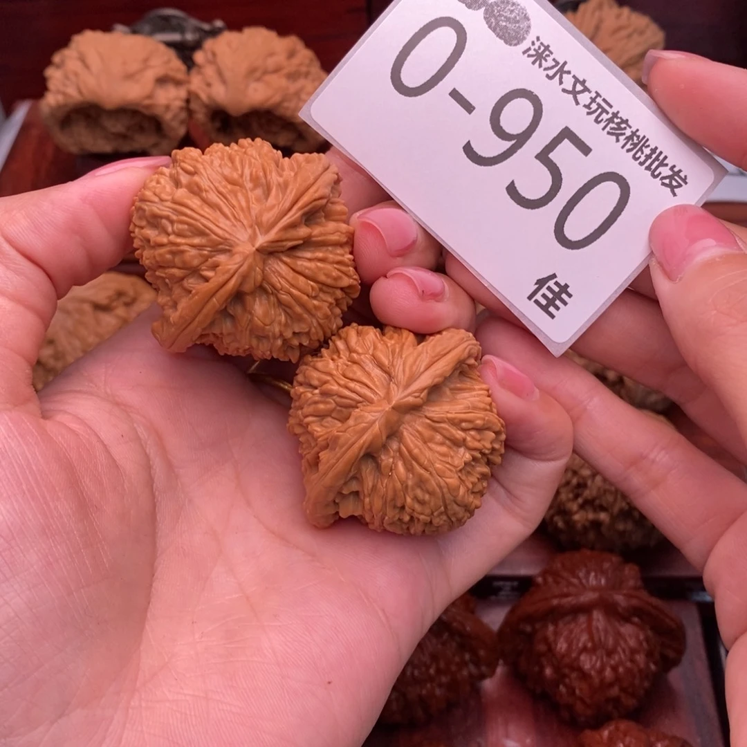 欲***酒把件文玩核桃42球白