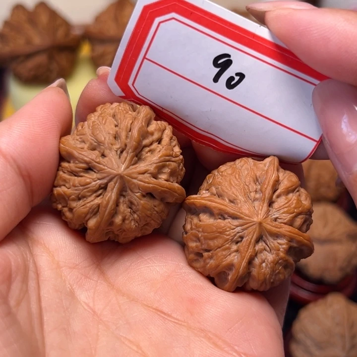 文玩核桃吊坠33雨花石正四棱90