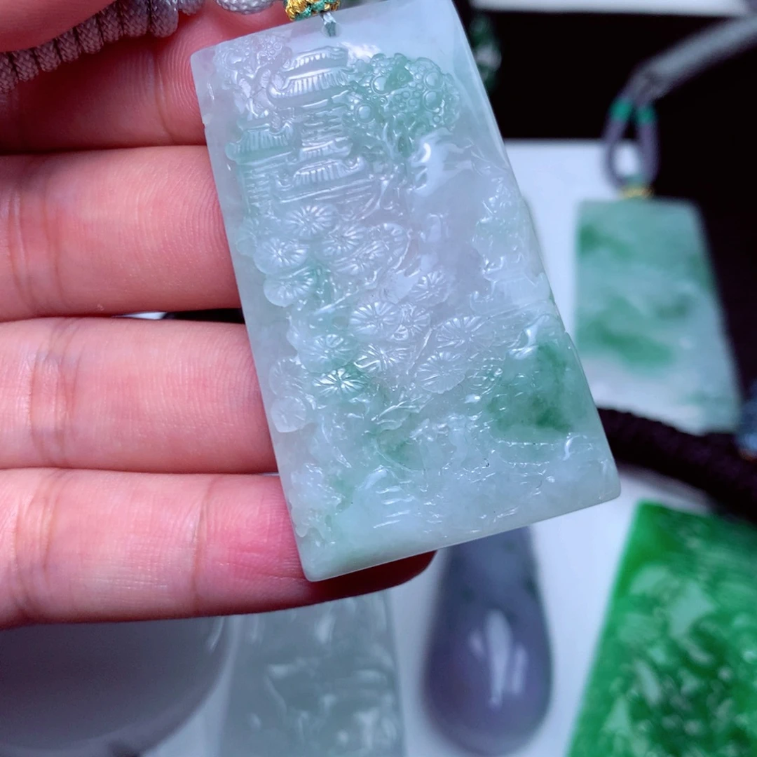 颈饰未镶嵌翡翠天然A货翡翠