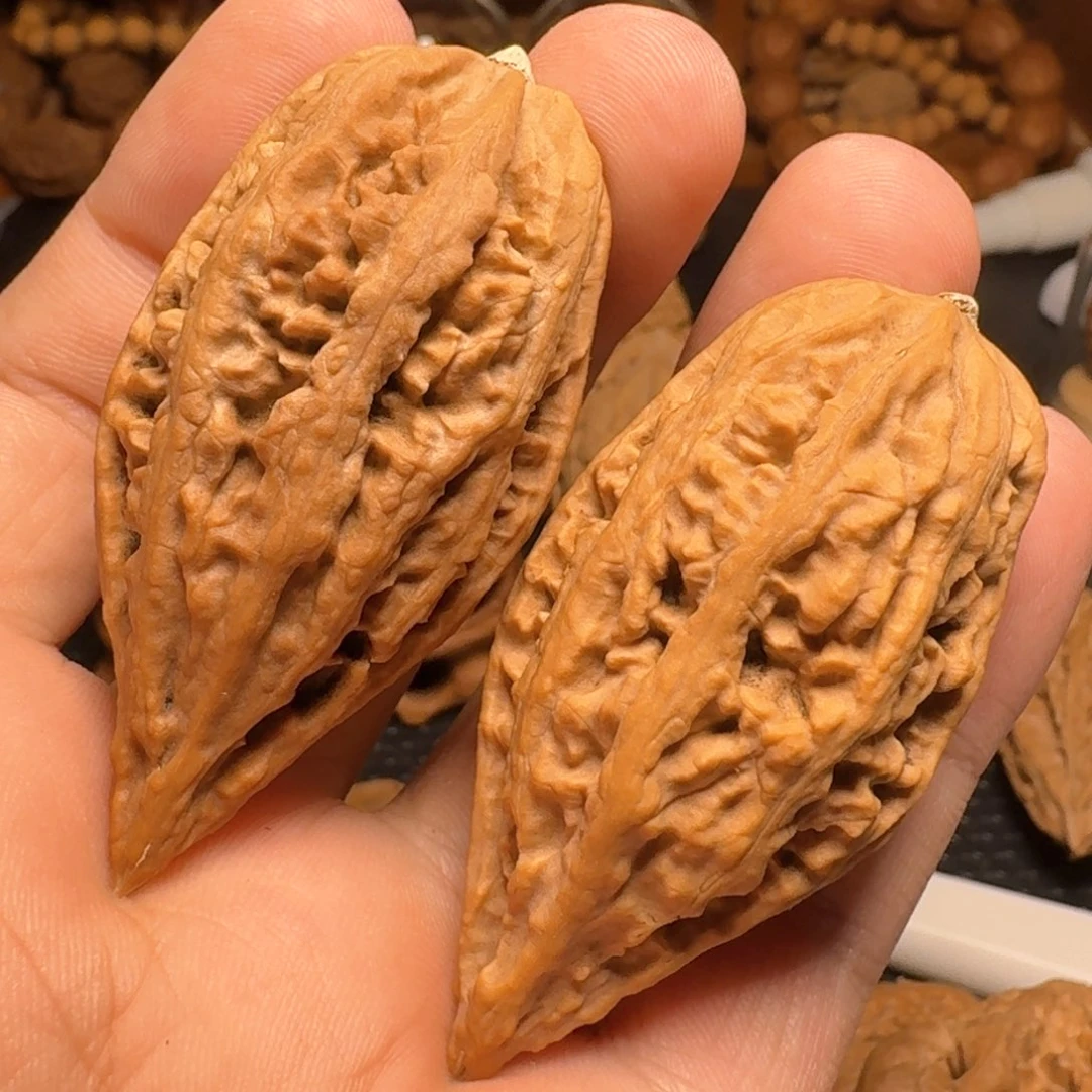 文玩核桃把件霸王枪柳叶