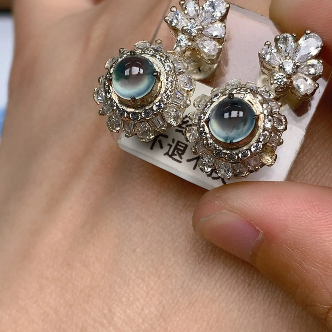 翡翠戒指未镶嵌翡翠