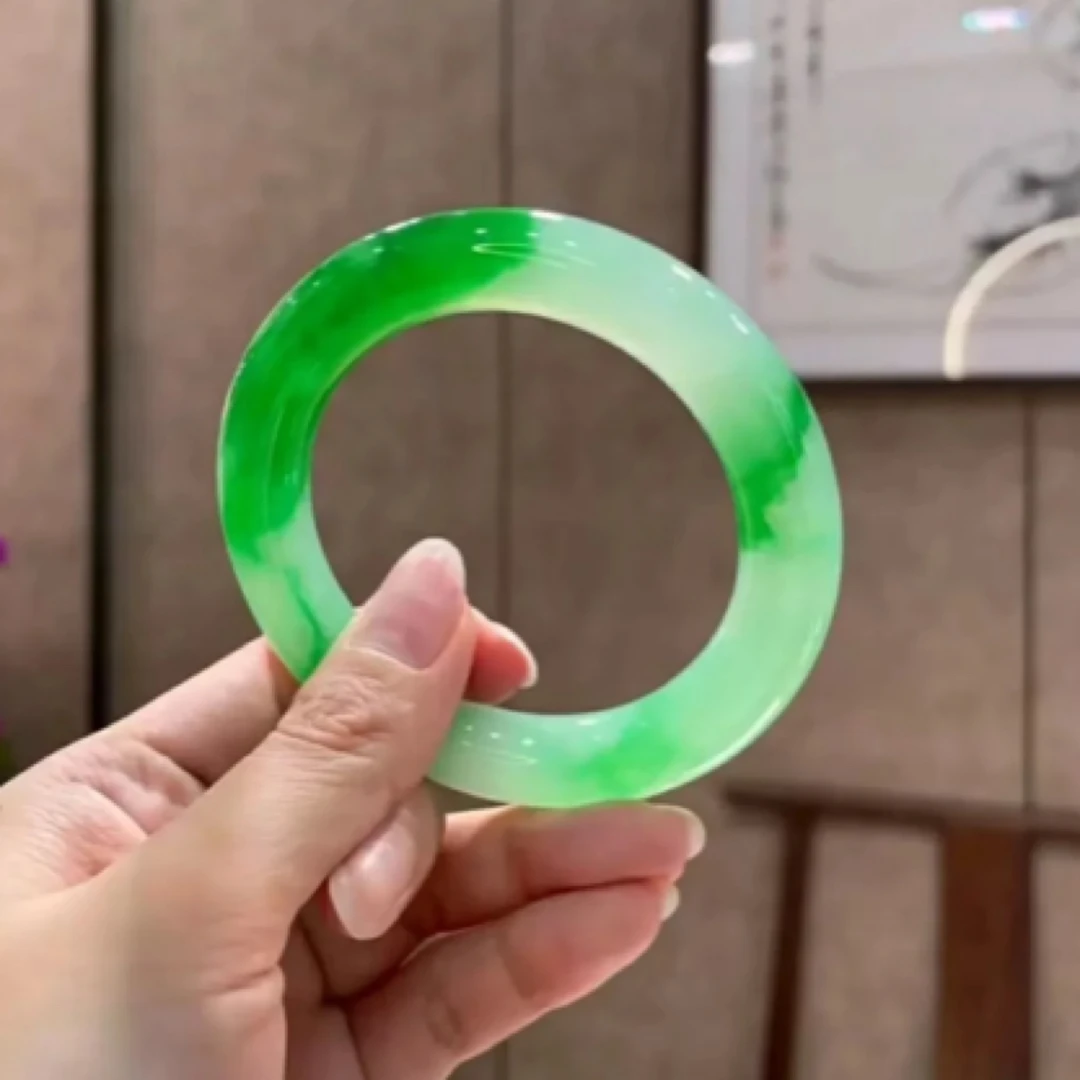 精美缅风女士手镯