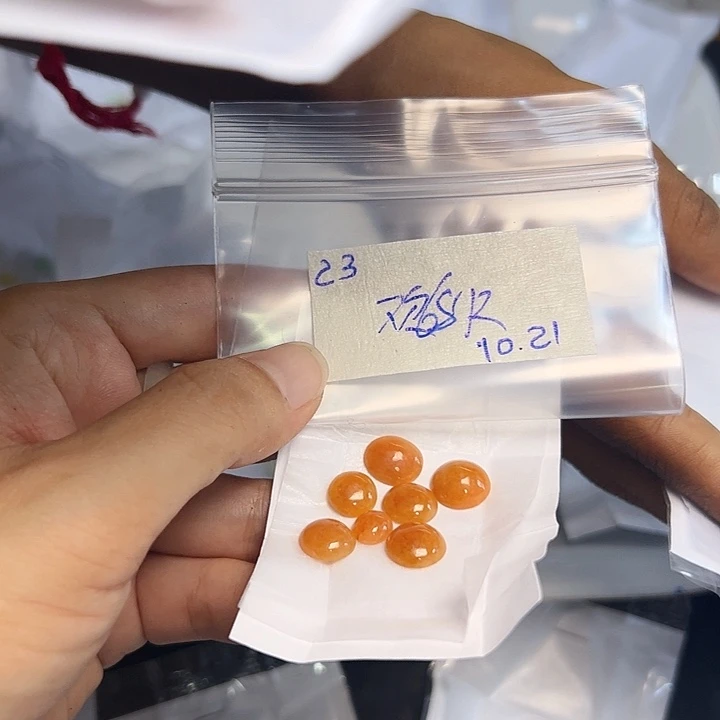 未镶嵌定制翡翠欢**妈不