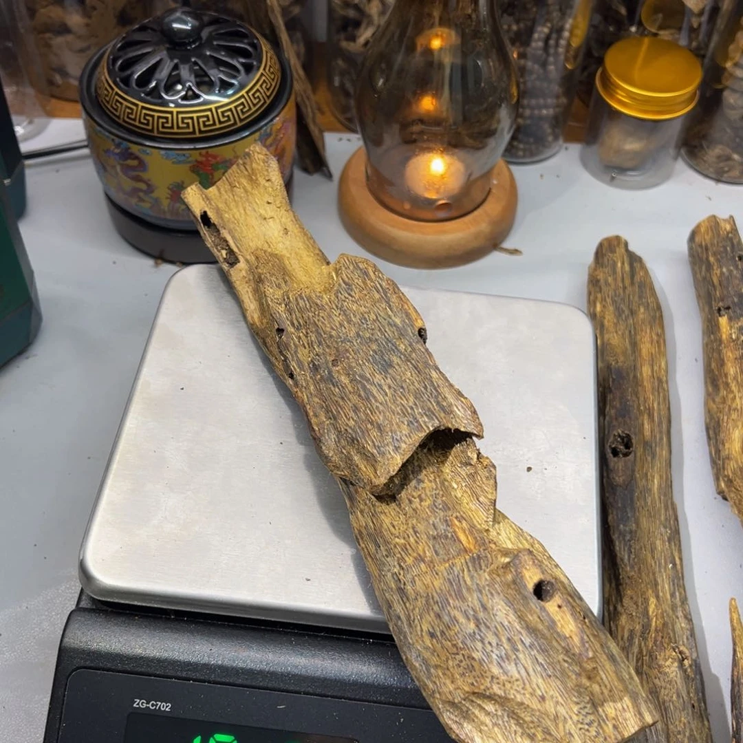 沉香沉香碎屑千里香原材料虫漏191克