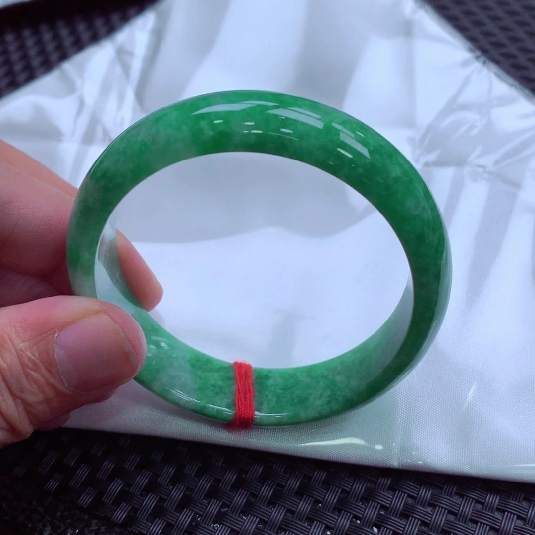 未镶嵌手镯翡翠翡翠