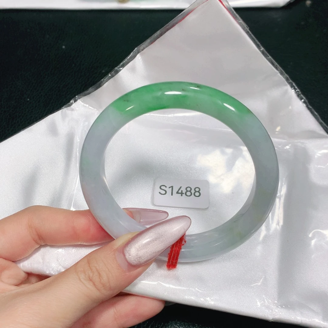 翡翠未镶嵌手镯S1488-04