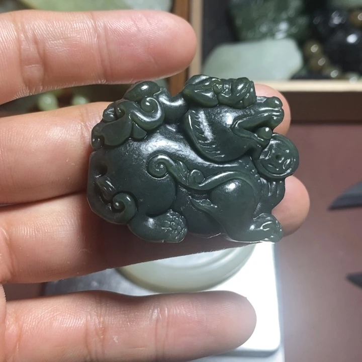 未镶嵌和田玉挂件