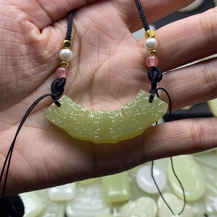 精美百搭玉衡毛衣链吊坠
