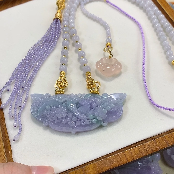 翡翠未镶嵌颈饰翡翠吊坠