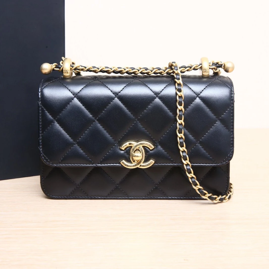 99新 Chanel/香奈儿 小花攀攀24C CF 黑色 皮革C 芯片 双金珠