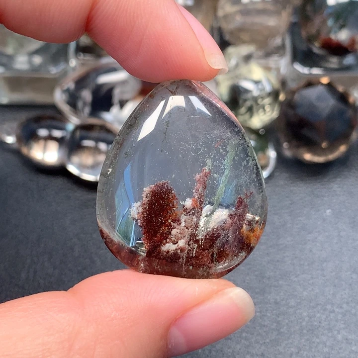 未镶嵌颈饰水晶钓****长水晶