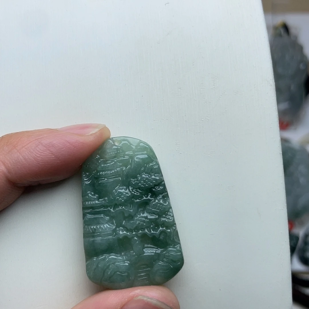 【闪购商品】翡翠颈饰未镶嵌悠**心翡翠