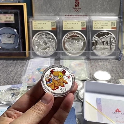 纯银原盒证2021年彩色牛银币