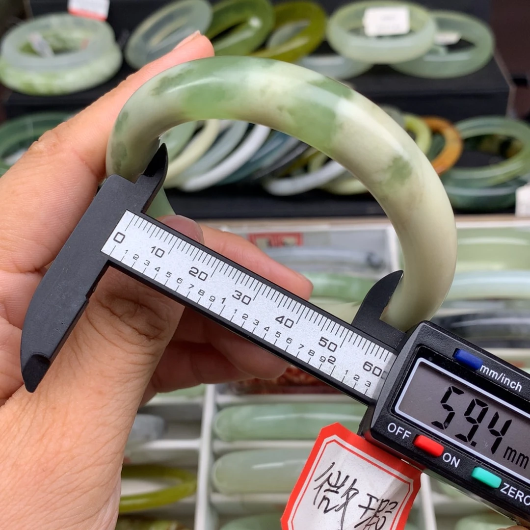 未镶嵌蛇纹石玉手镯502