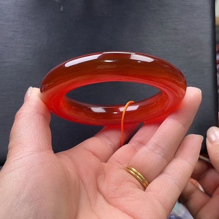 玛瑙/玉髓未镶嵌手镯55.4