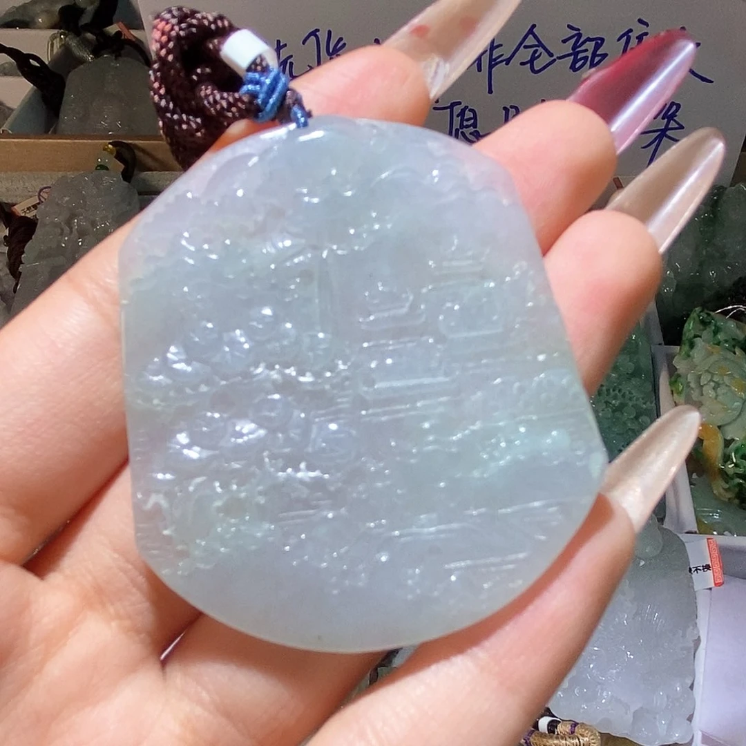 翡翠颈饰未镶嵌天然